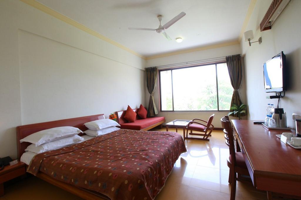 Shilpi Hill Resort Saputara Quarto foto